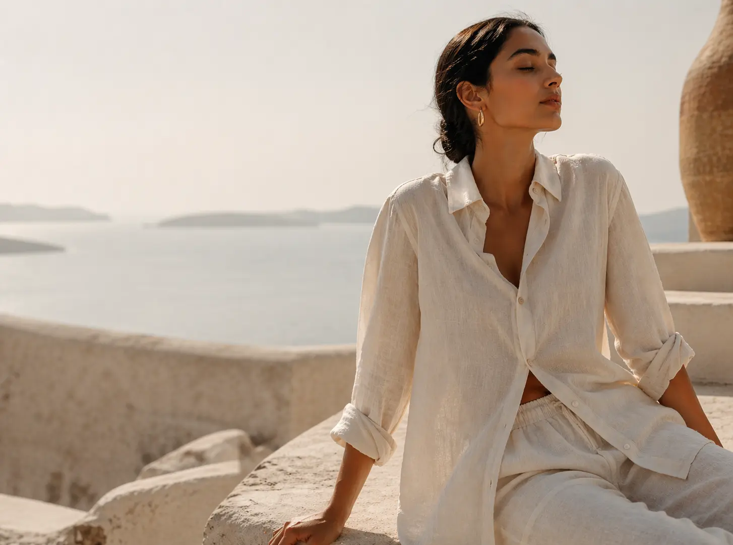 Fluid motion of ERREXCA Naturals Women's sustainable linen